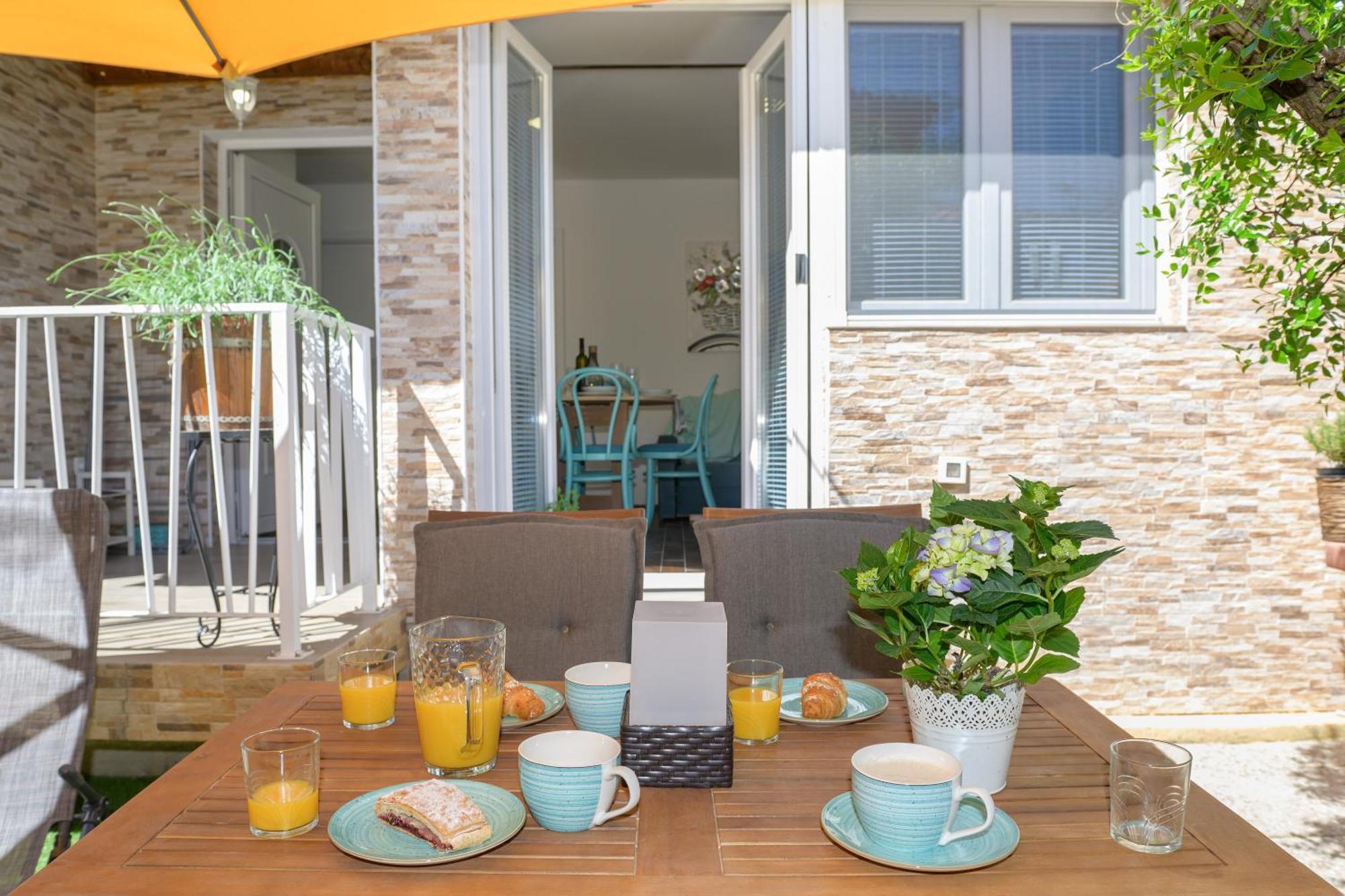 Apartman Dana Kastelir-Labinci 外观 照片